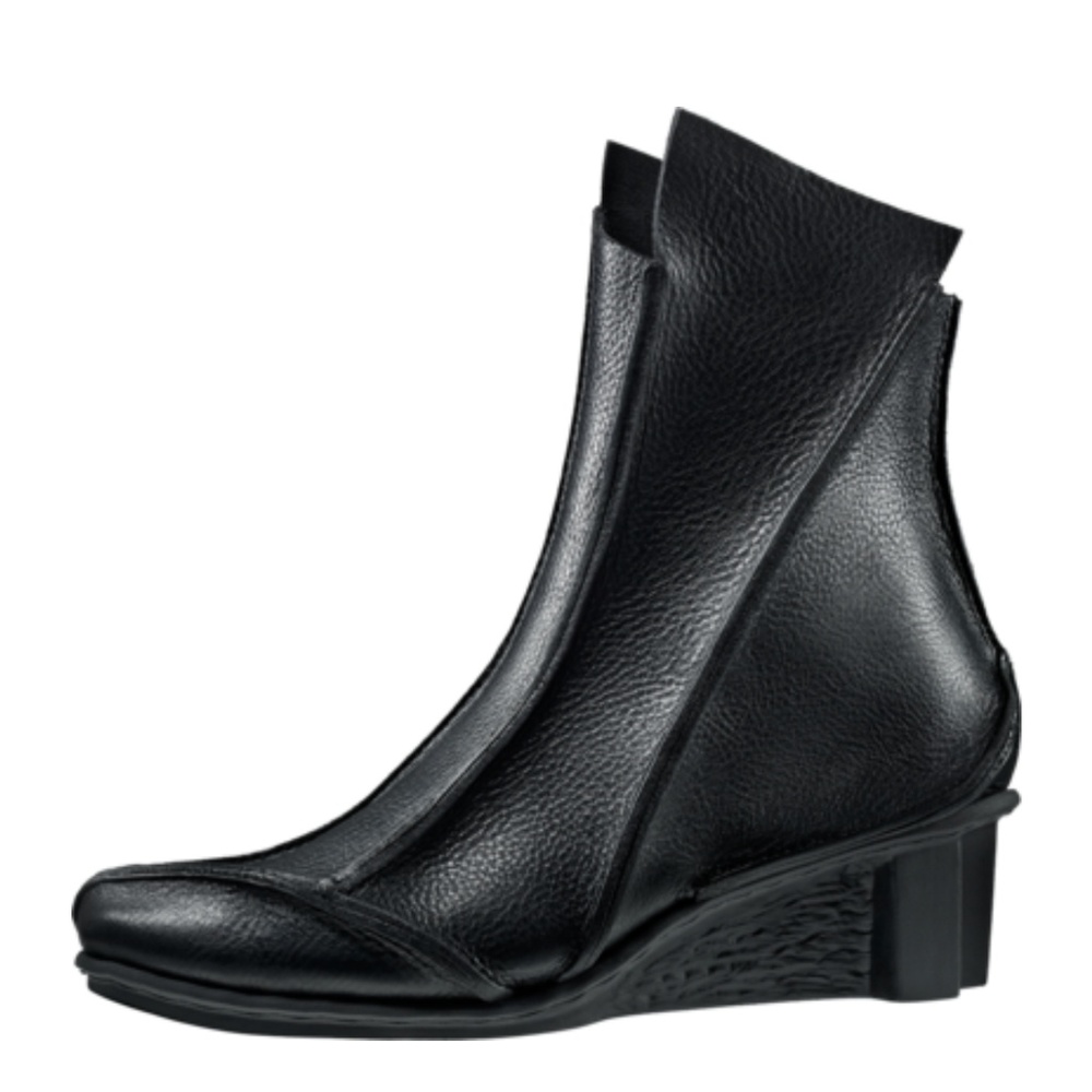 Trippen Salt Ankle Boots - size 41